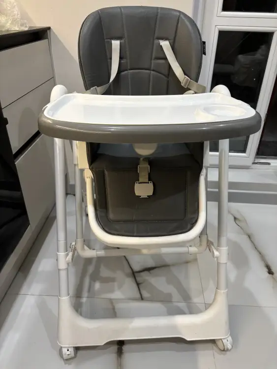 Стульчик для кормления 3в1.