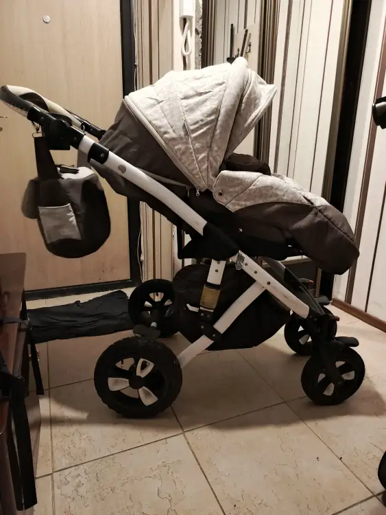 Коляска Adamex Jogger 2 в 1, автолюлька в подарок
