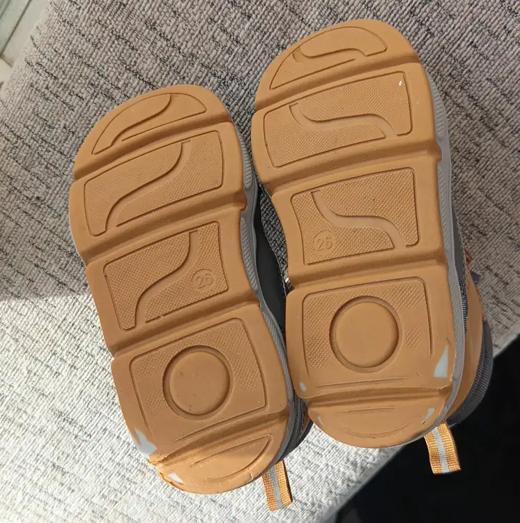 Ботинки демисезонные 26размер