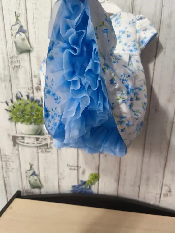 Платье нежное нарядное