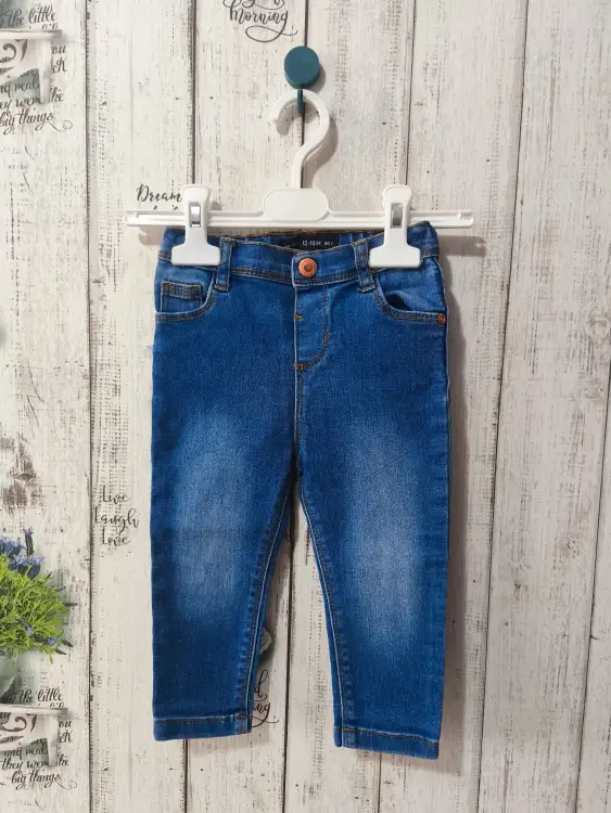 Джинсы и футболка 86см