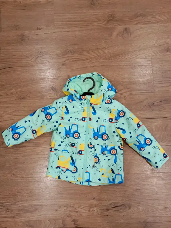 Куртка рост 92 как новая