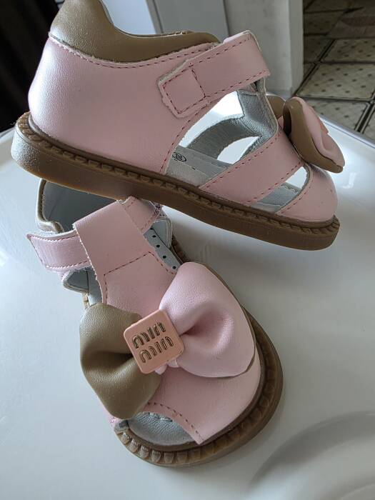 Босоножки для девочки