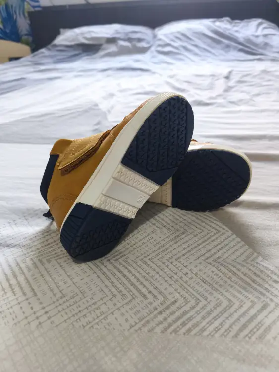 Ботинки демисезонные