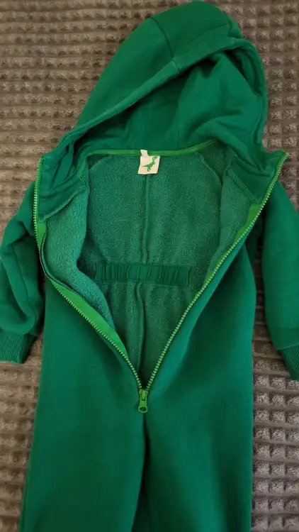 Красивый тёплый комбинезон