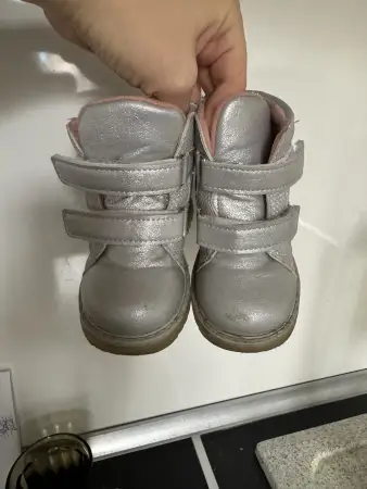 Осенние ботинки