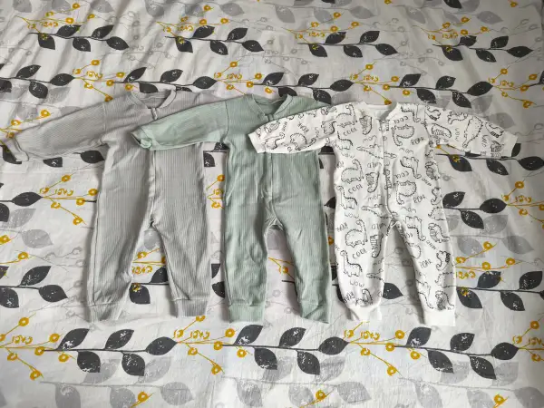 Комплект новых слипов 68-74см