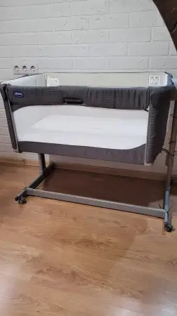 Кроватка  chicco