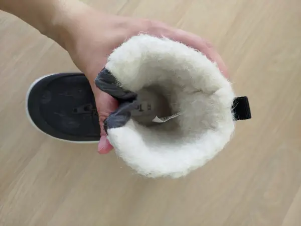 Ботинки размер 23