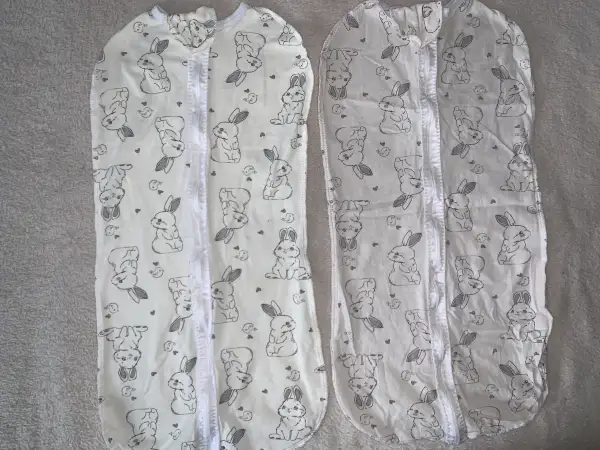 Пелёнка-конверт зайчики (2 штуки)