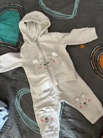 2 комбинезона и костюм рост 62-68