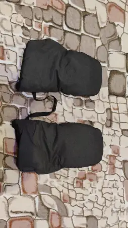 Варежки для рук на коляску,б/у совсем недолго,в идеальном состоянии