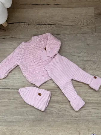 Теплый вязаный костюм на 6-9 месяцев
