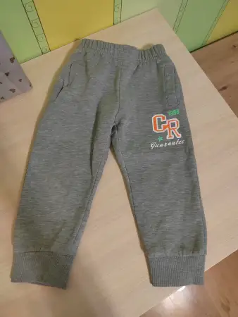 Спортивный костюм