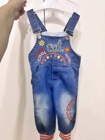 Джинсовый комбинезон для девочки