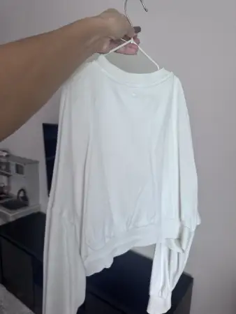 Кофта для девочки 140-146 рост