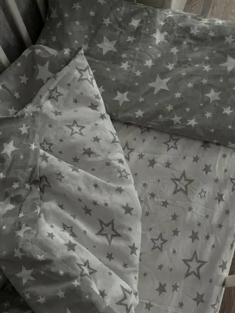 Матрас на кроватку , постельное , одеяло , подушка