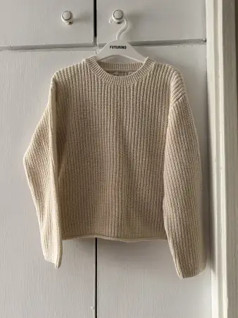 Свитер кофта вязаная