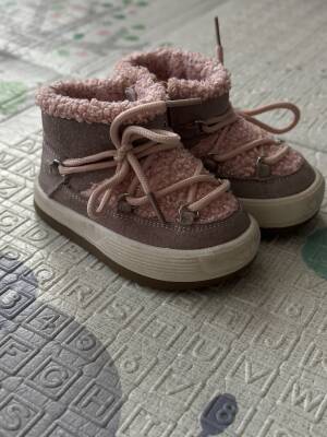 Зимние ботинки