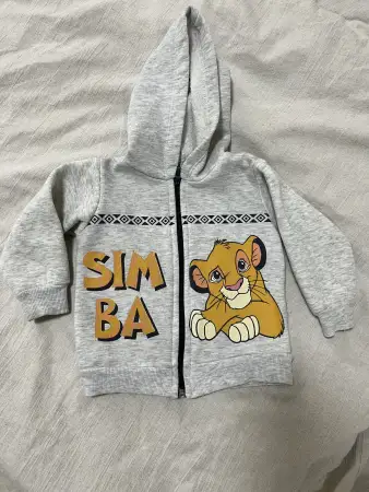 Кофта на замке