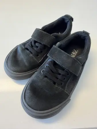 Детские кеды ZARA unisex размер 26