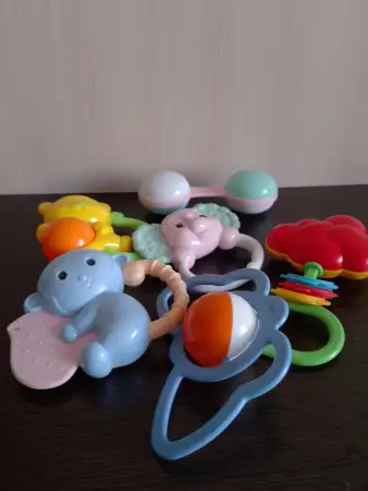 Лот погремушек