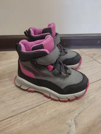 Демисезонные ботинки для девочки