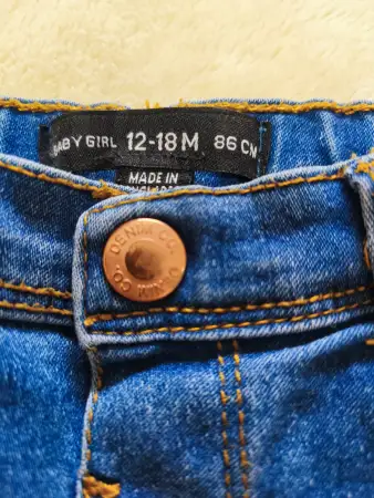 Джинсы с футболкой 86см