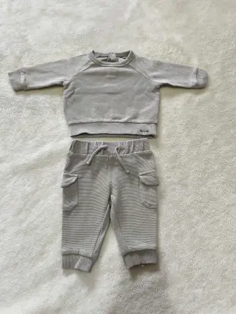 Костюм C&A 62см