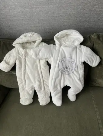 Комбинезоны для новорожденных