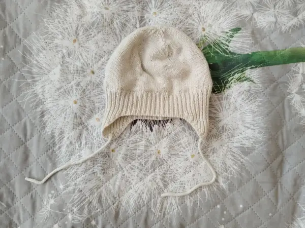 Носочки, шапочки,слюнявчики