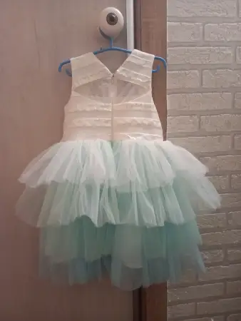 Платье нарядное