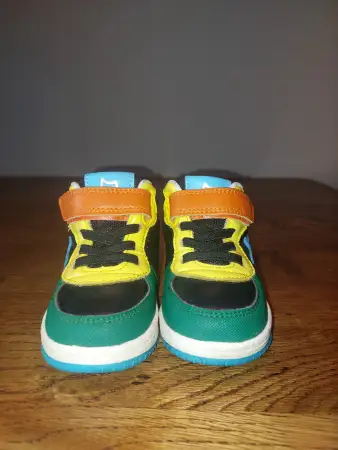 Кроссовки Котофей