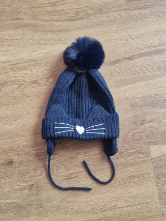 Новая шапка для девочки на 48-50