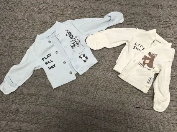 Распашонки и ползунки