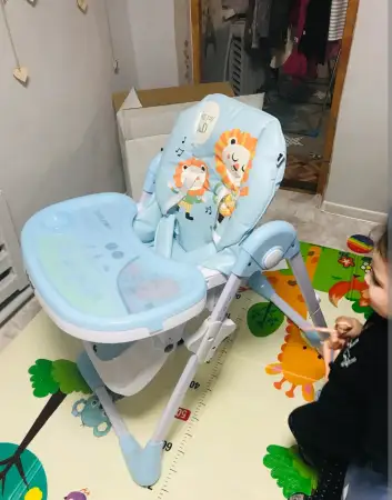 Стульчик для кормления