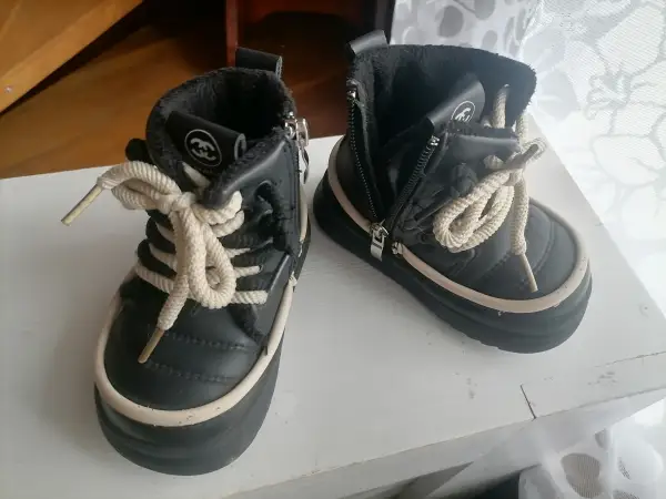 Осенние ботиночки в идеальном состоянии