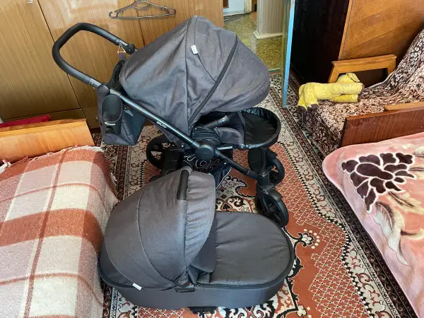 Коляска 2 в 1 в отличном состоянии