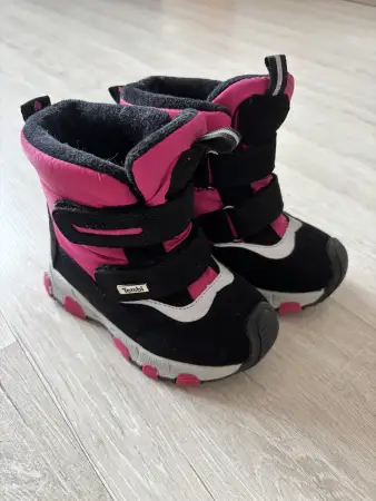 Зимние ботинки 23