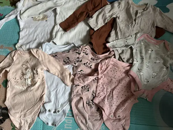 Боди с длинным и коротким рукавом.