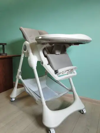 Стульчик для кормления в отличном состоянии