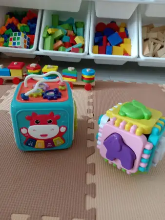 Детские  развивающие игрушки