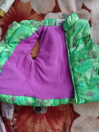 Безрукавка на подкладке 74 рр