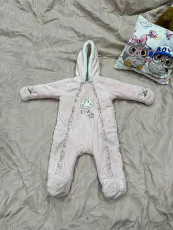 Комбинезон на весну 68р
