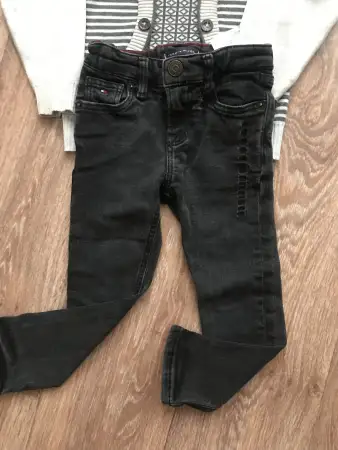 Джинсы детские новые