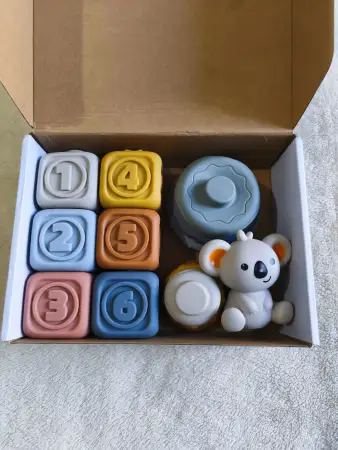 Развивающий набор пирамидка и кубики