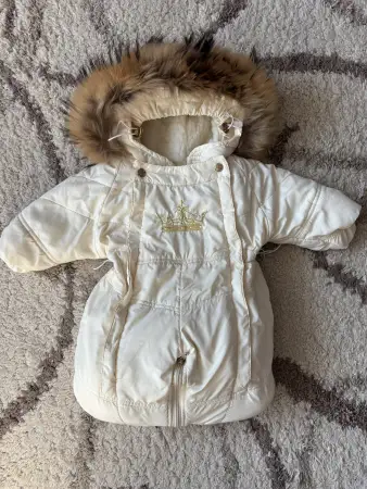 Зимний комбинезон-трансформер с рождения, состояние хорошее, использовался одним ребёнком