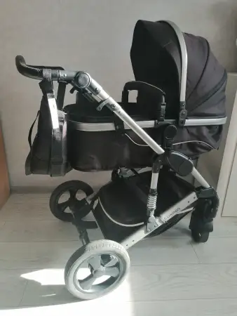 Коляска 3в1 в прекрасном состоянии