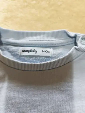 Свитшот Sinsay 74см.