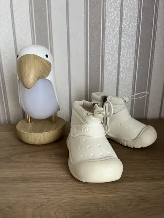 Сапожки деми новые 22 р-р